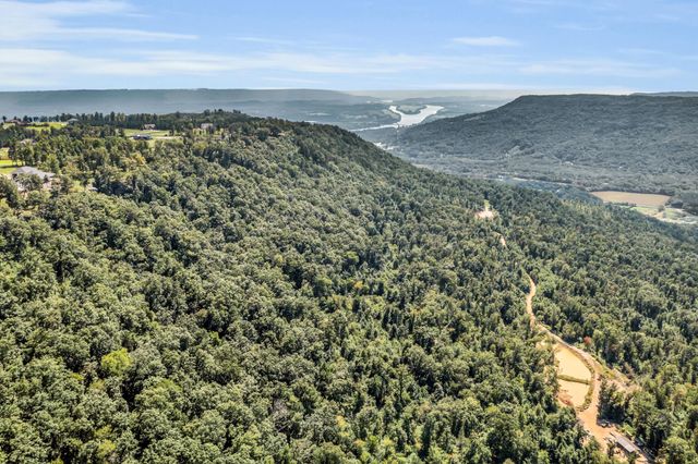 405 Boone Pass, Jasper, TN 37347