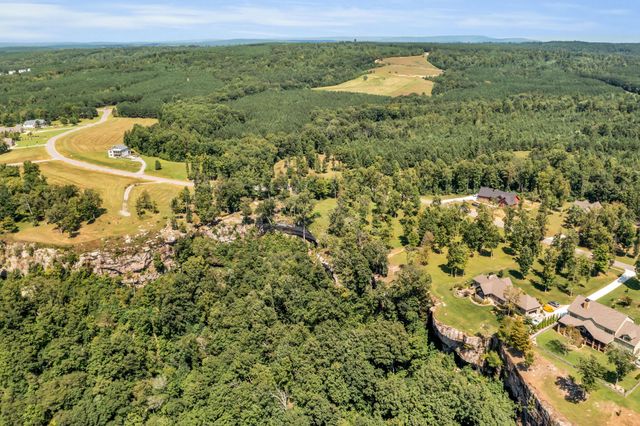 405 Boone Pass, Jasper, TN 37347