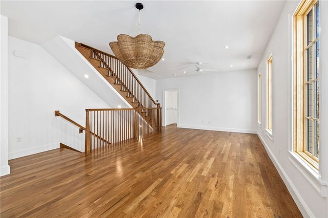 349 SE 4th Street, Bentonville, AR 72712