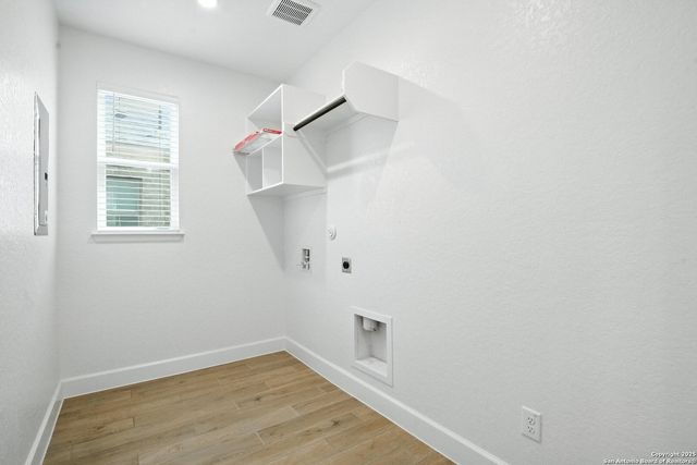 9215 Aggie Run, San Antonio, TX 78254