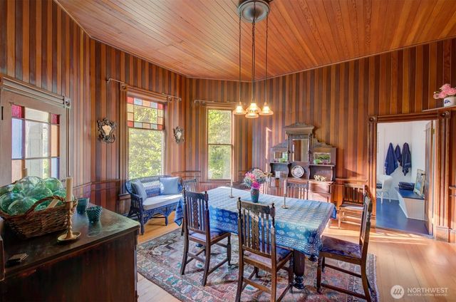 1103 37th Place, Seaview, WA 98644