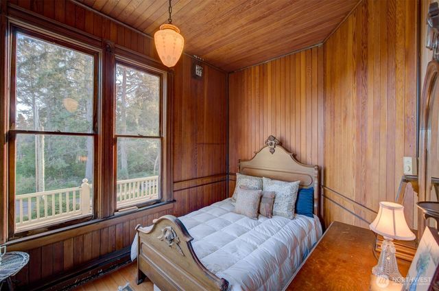 1103 37th Place, Seaview, WA 98644