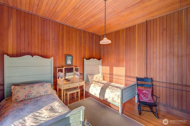 1103 37th Place, Seaview, WA 98644