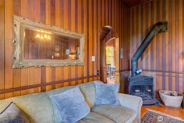 1103 37th Place, Seaview, WA 98644