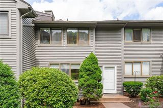 128 Conestoga Way 128, Glastonbury, CT 06033