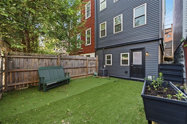 5317 Dresden Way, Lawrenceville, PA 15201