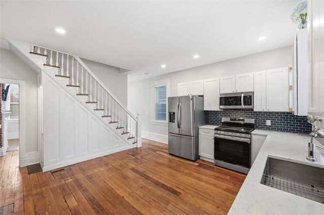 5317 Dresden Way, Lawrenceville, PA 15201