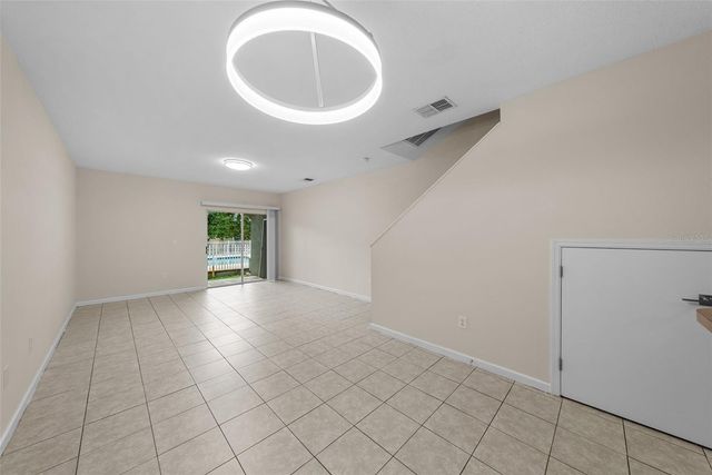 5842 NATURE TERRACE COVE, Tampa, FL 33617