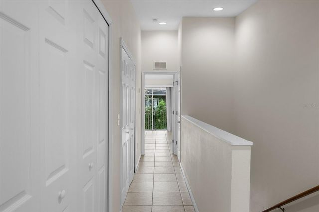 5842 NATURE TERRACE COVE, Tampa, FL 33617