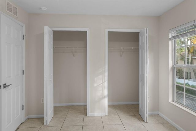 5842 NATURE TERRACE COVE, Tampa, FL 33617