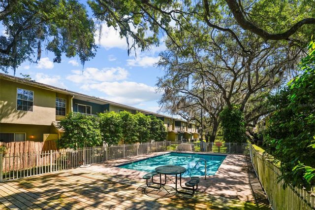 5842 NATURE TERRACE COVE, Tampa, FL 33617