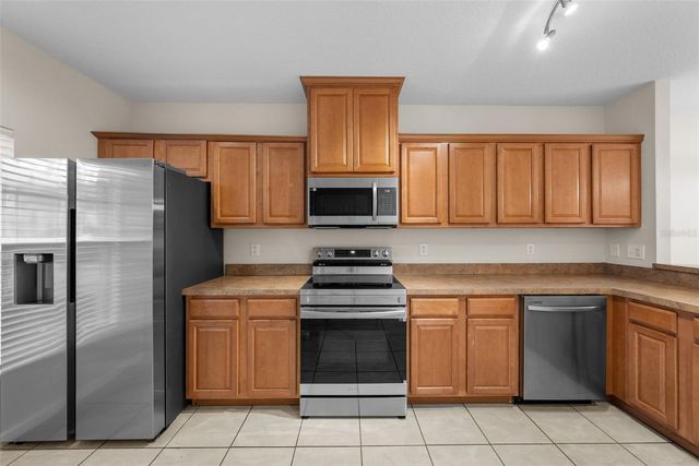 5842 NATURE TERRACE COVE, Tampa, FL 33617