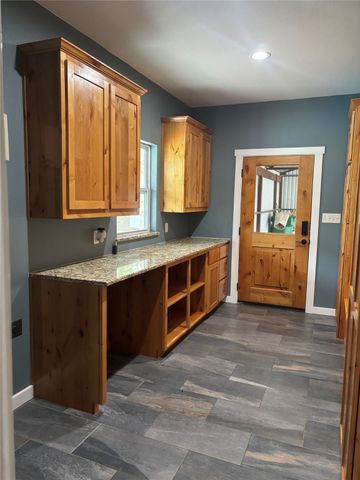 209 E Meadows Street, St Jo, TX 76265