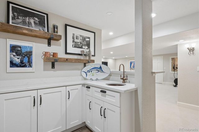575 S High Street, Denver, CO 80209