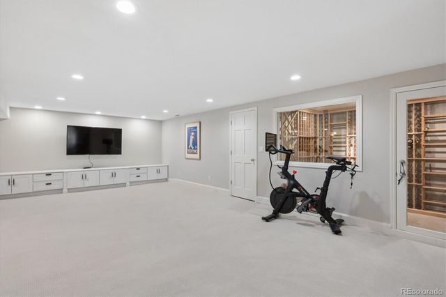 575 S High Street, Denver, CO 80209