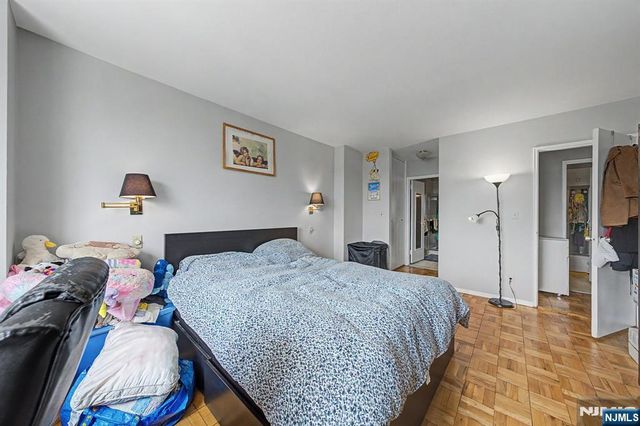 2000 Linwood Avenue 10R, Fort Lee, NJ 07024