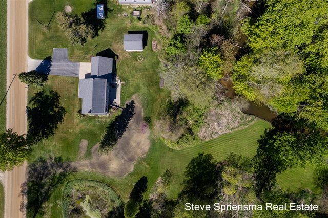 9861 Pierce Street, Zeeland, MI 49464