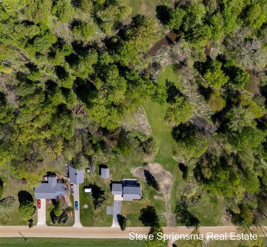 9861 Pierce Street, Zeeland, MI 49464