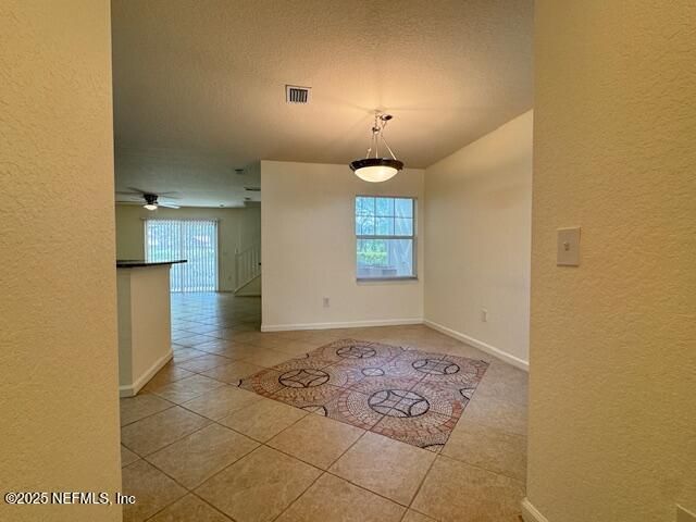 8550 ARGYLE BUSINESS Loop 1606, Jacksonville, FL 32244