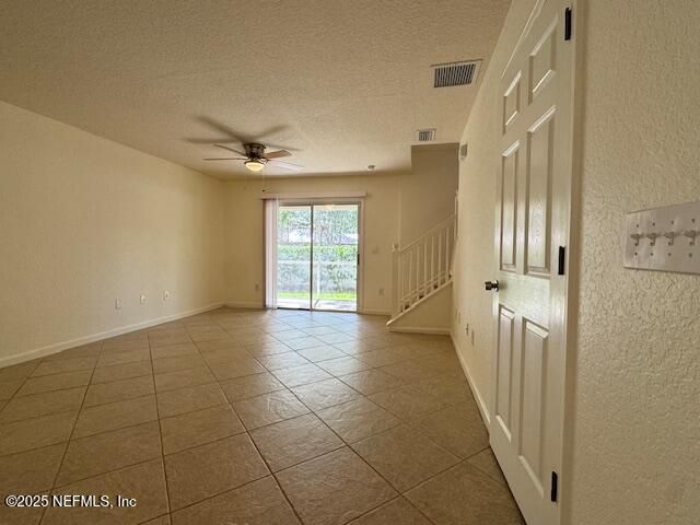 8550 ARGYLE BUSINESS Loop 1606, Jacksonville, FL 32244