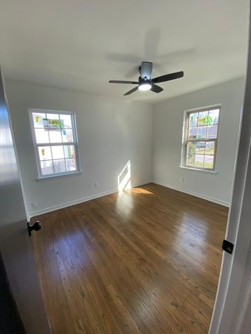 7911 Komalty Drive, Dallas, TX 75217
