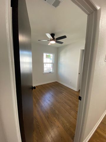 7911 Komalty Drive, Dallas, TX 75217