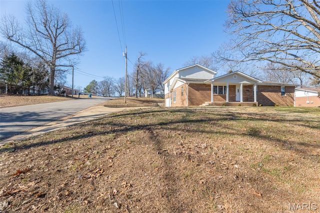 2601 Forest View, Poplar Bluff, MO 63901