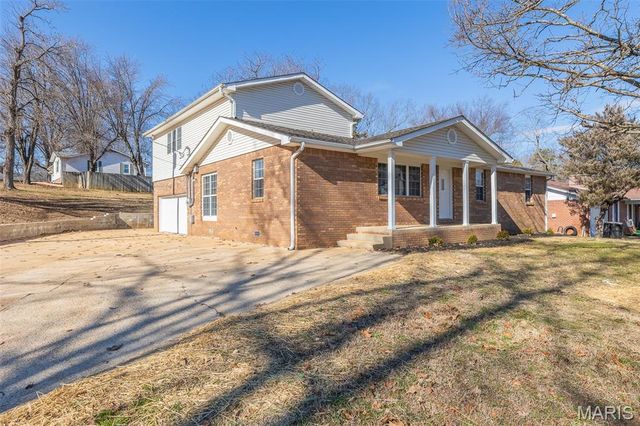 2601 Forest View, Poplar Bluff, MO 63901