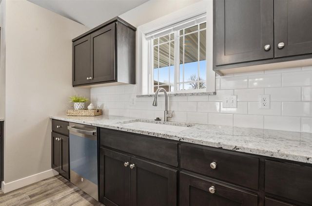 1617 FOUNDERS STREET, Neenah, WI 54956