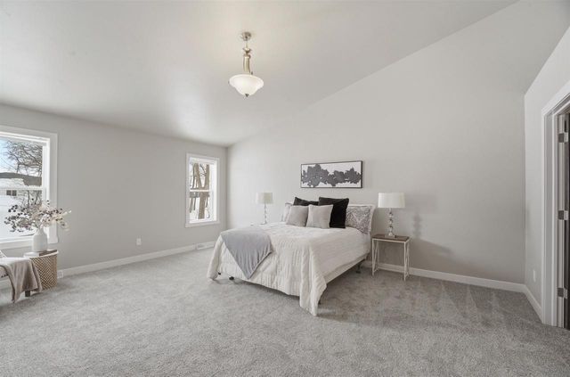 1617 FOUNDERS STREET, Neenah, WI 54956