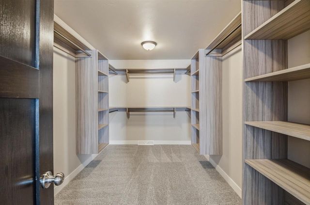 1617 FOUNDERS STREET, Neenah, WI 54956