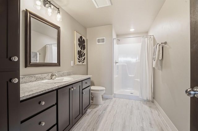 1617 FOUNDERS STREET, Neenah, WI 54956