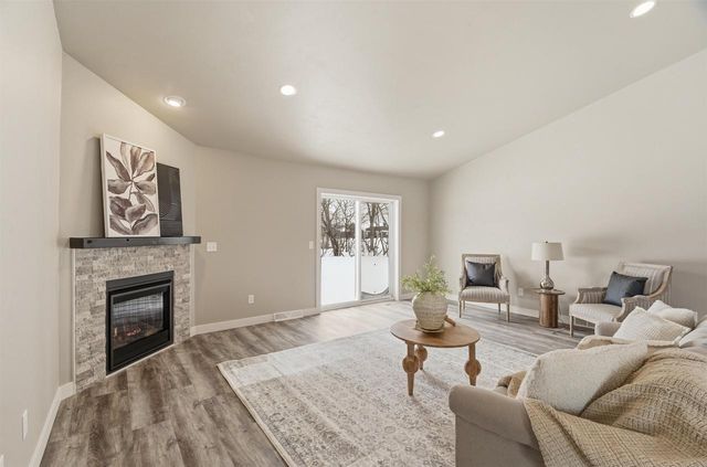 1617 FOUNDERS STREET, Neenah, WI 54956