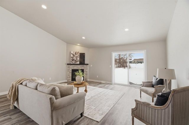 1617 FOUNDERS STREET, Neenah, WI 54956