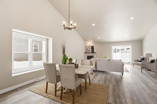 1617 FOUNDERS STREET, Neenah, WI 54956