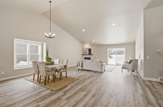 1617 FOUNDERS STREET, Neenah, WI 54956