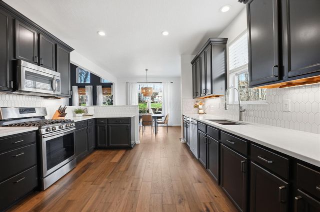 594 Raab Street, Pickerington, OH 43147