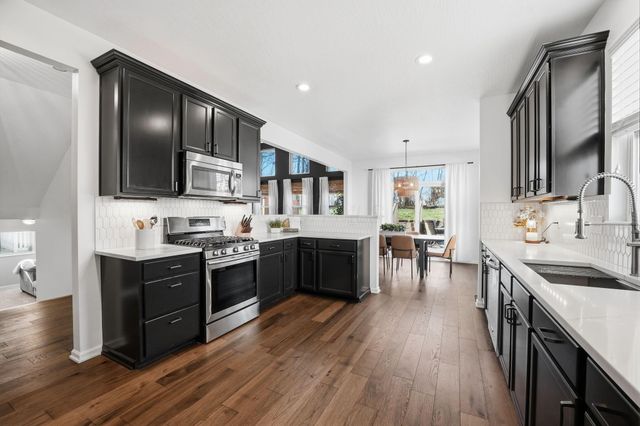 594 Raab Street, Pickerington, OH 43147