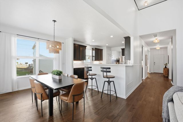 594 Raab Street, Pickerington, OH 43147