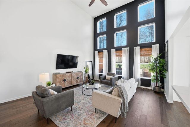 594 Raab Street, Pickerington, OH 43147