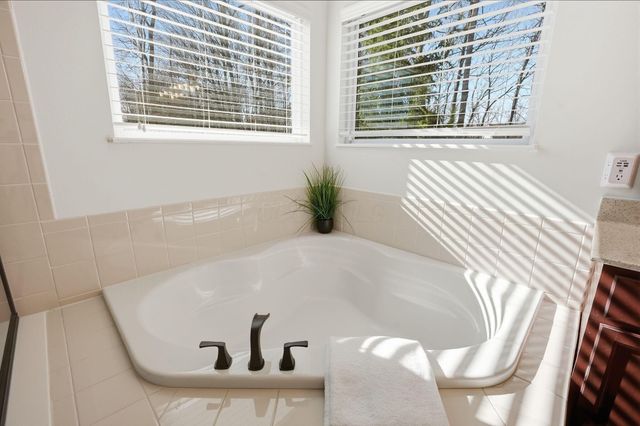 594 Raab Street, Pickerington, OH 43147