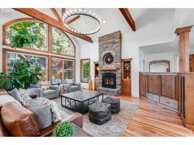 18108 PILKINGTON Rd, Lake Oswego, OR 97035