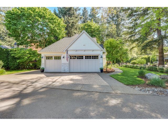 18108 PILKINGTON Rd, Lake Oswego, OR 97035