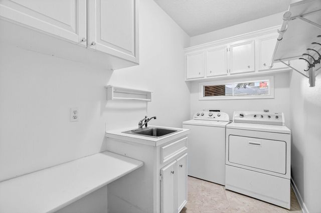 1022 Pinewood Lane, Seabrook, TX 77586