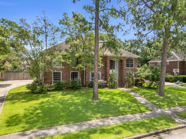 1022 Pinewood Lane, Seabrook, TX 77586