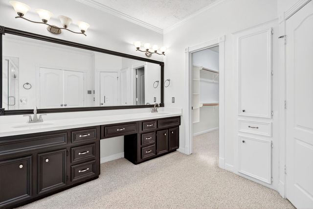 1022 Pinewood Lane, Seabrook, TX 77586