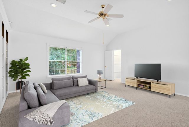1022 Pinewood Lane, Seabrook, TX 77586