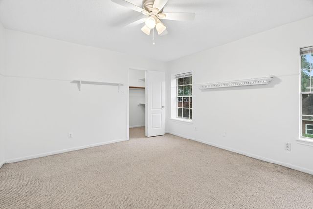1022 Pinewood Lane, Seabrook, TX 77586
