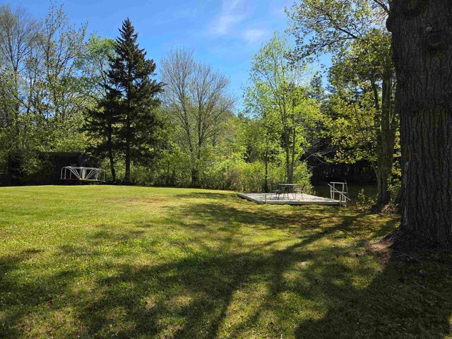436 Lockehaven Road, Enfield, NH 03748