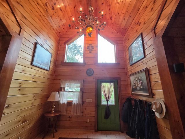 436 Lockehaven Road, Enfield, NH 03748